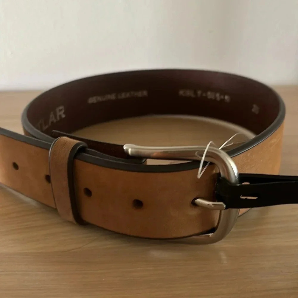 - Pintlar light tan leather belt